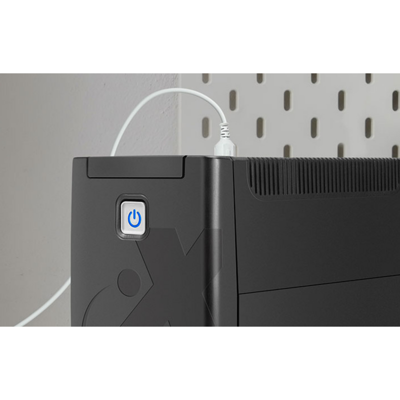 Xtech UPS XTP-511 Regulador de volatje 500VA/250W 8 Salidas  110V